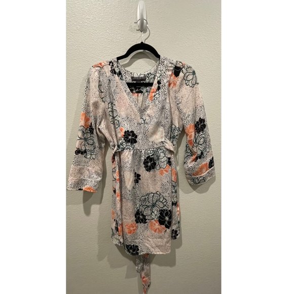 A PEA IN THE POD Floral Blouse - Picture 1 of 3